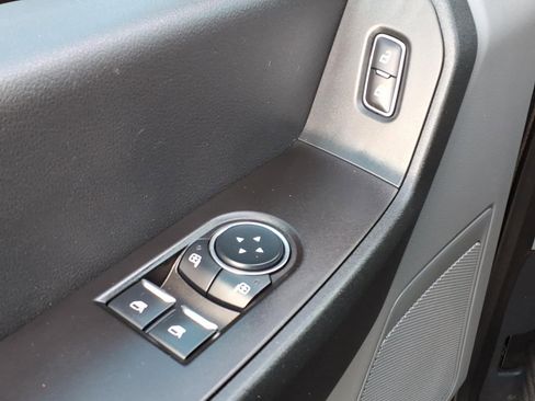 Used 2023 Ford F550 4x4 Regular Cab Super Duty image 19