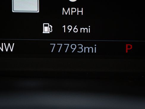 Used 2020 Chevrolet Silverado 2500 LTZ w/ LTZ Premium Package image 21