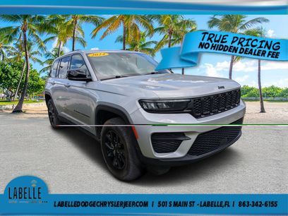 Used 2024 Jeep Grand Cherokee Altitude