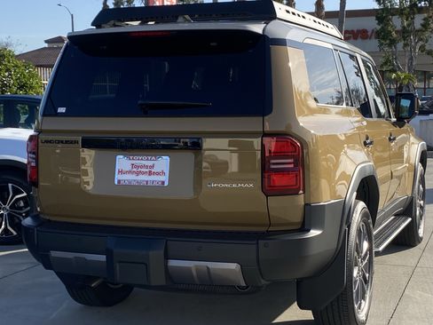 New 2026 Toyota Land Cruiser image 4