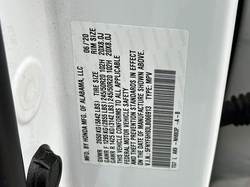 Certified 2020 Honda Pilot Touring image 39