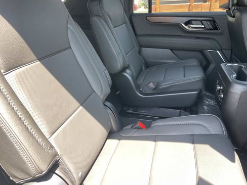 New 2026 GMC Yukon XL Denali w/ Advanced Technology Package AWD/4WD image 25
