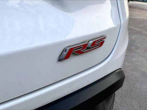 Used 2024 Chevrolet Trax RS w/ Sunroof Package FWD image 10