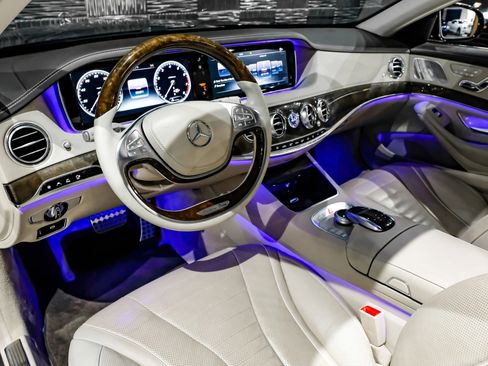 Used 2016 Mercedes-Benz S 550 Sedan image 3