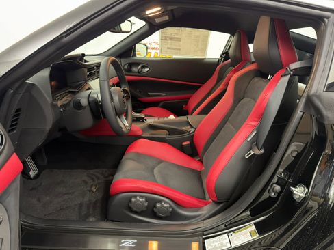 New 2026 Nissan Z Performance w/ Floor Mat Package image 14