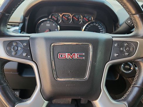 Used 2019 GMC Yukon SLT w/ Open Road Package RWD image 11