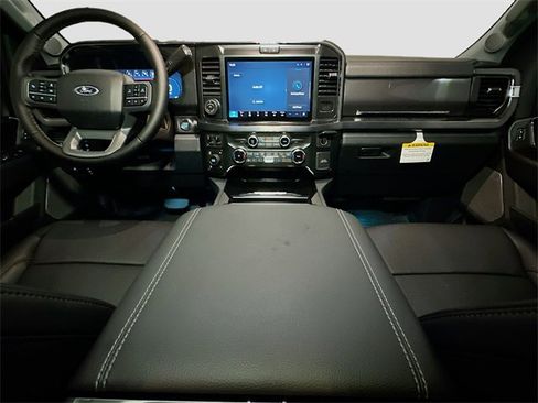 New 2026 Ford F250 Lariat w/ Lariat Premium Package image 19