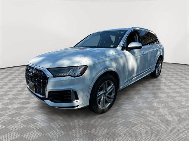 Used 2023 Audi Q7 3.0T Premium w/ Convenience Package AWD/4WD image 5