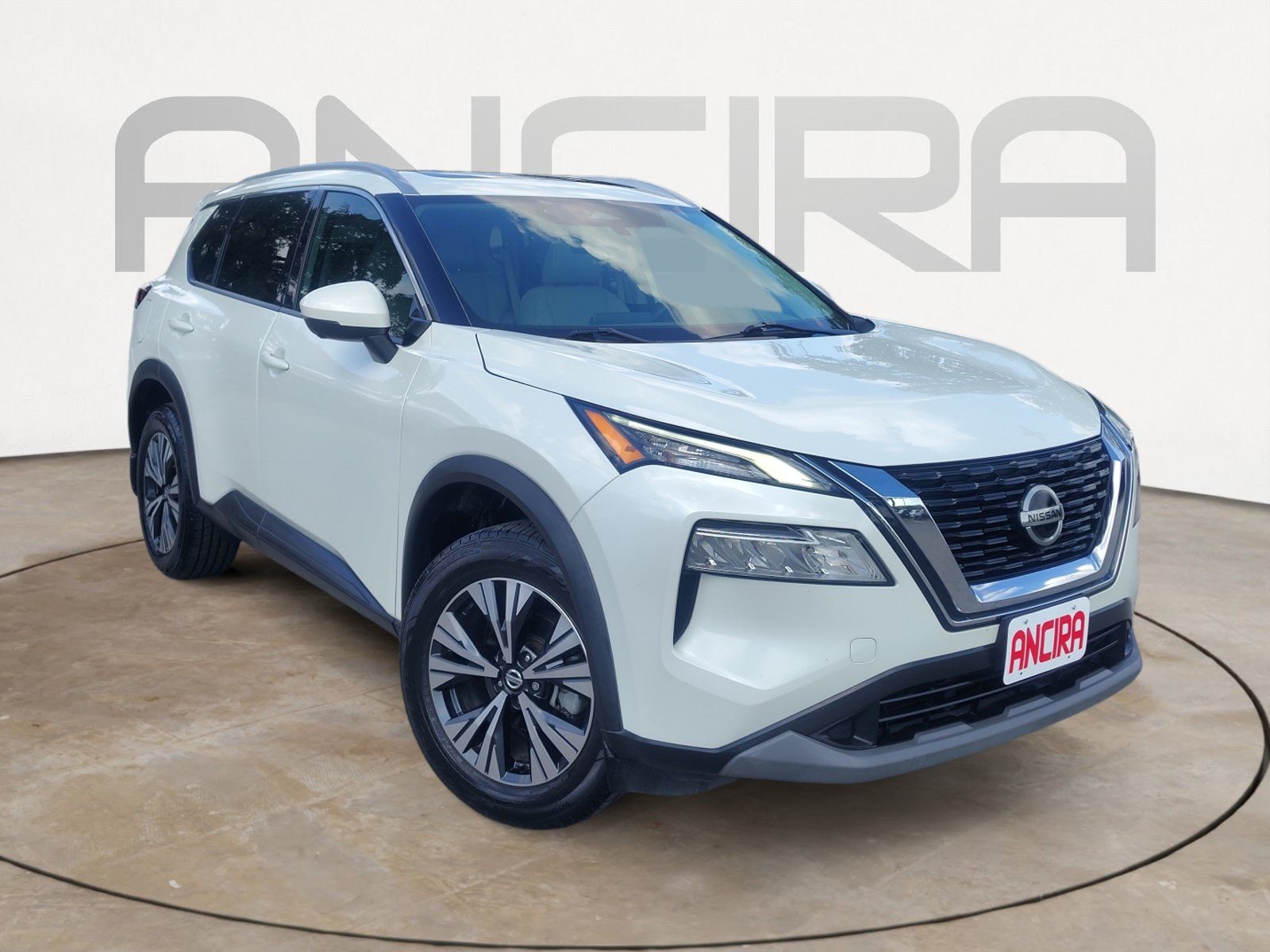Used 2021 Nissan Rogue SV w/ Premium Package FWD image 4