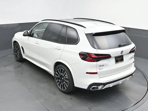 New 2026 BMW X5 xDrive40i w/ M Sport Package AWD/4WD image 36