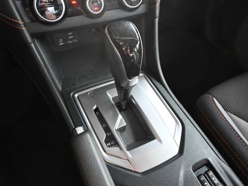 Used 2020 Subaru Crosstrek 2.0i Premium w/ Moonroof Package 2 image 26