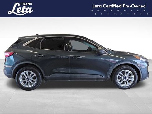 Used 2022 Ford Escape SE w/ Convenience Package FWD image 8