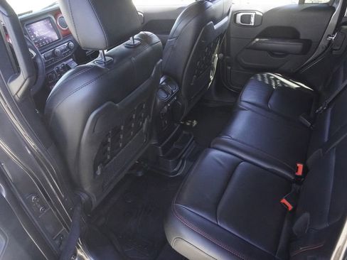 Used 2019 Jeep Wrangler Unlimited Rubicon image 29