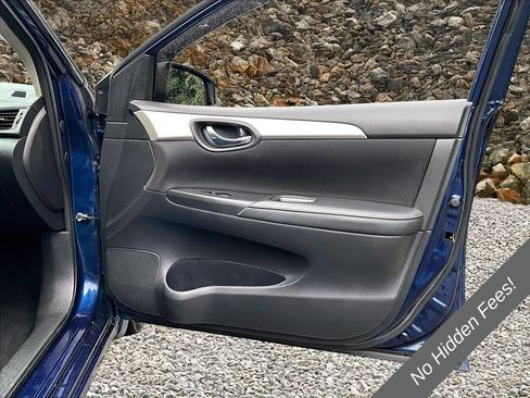 Used 2019 Nissan Sentra S FWD image 17