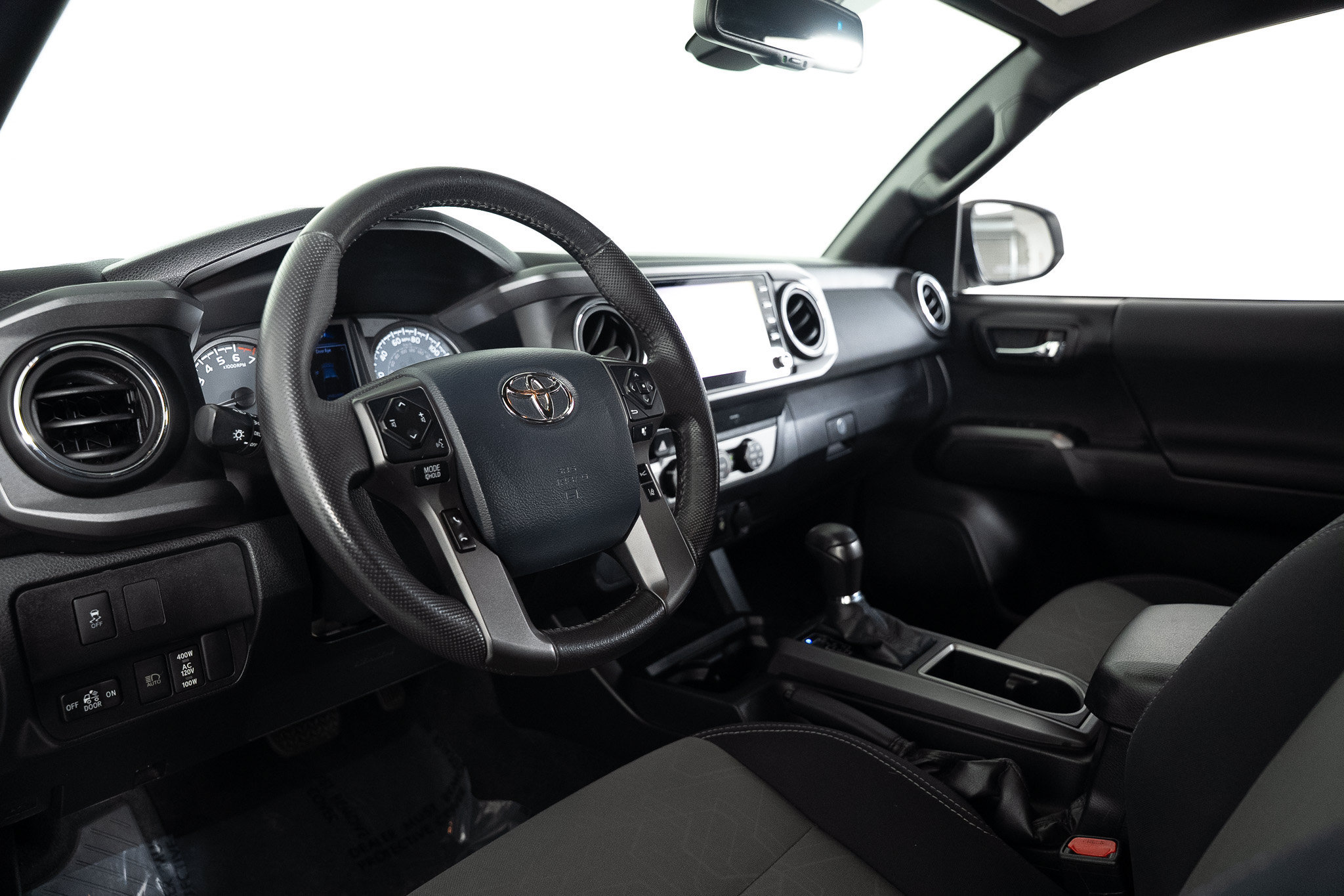 Used 2020 Toyota Tacoma TRD Sport RWD image 28