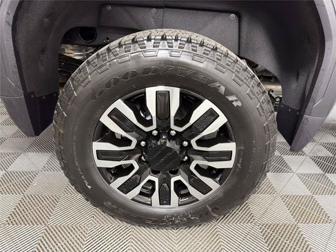 New 2026 GMC Sierra 2500 Denali Ultimate AWD/4WD image 18