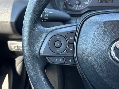 Used 2025 Toyota Corolla LE image 15