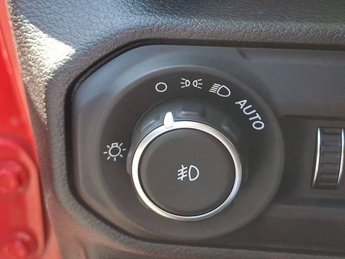Used 2021 Jeep Wrangler Unlimited Rubicon 4xe w/ Cold Weather Group AWD/4WD image 23