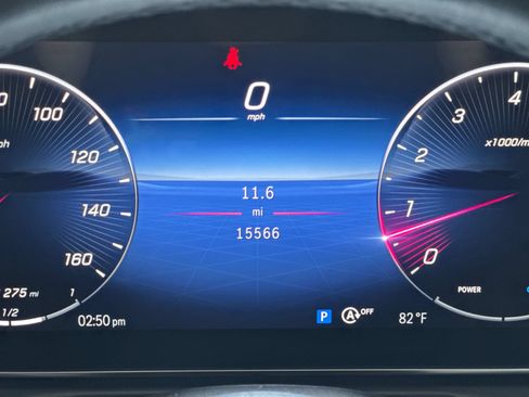 Used 2023 Mercedes-Benz C 300 Sedan image 30