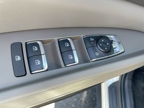 New 2026 Kia Carnival EX image 40