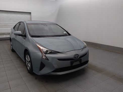 Used 2017 Toyota Prius Three w/ Advanced Technology Package FWD image 13