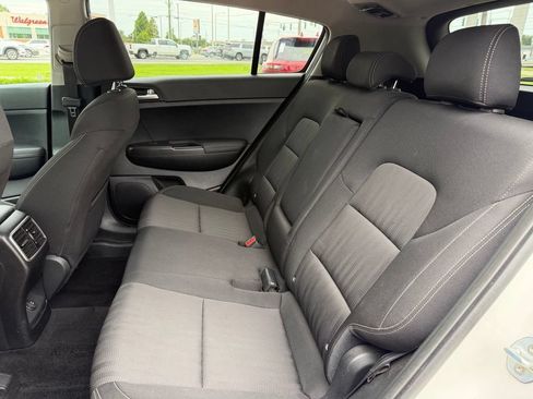 Used 2019 Kia Sportage LX AWD/4WD image 14