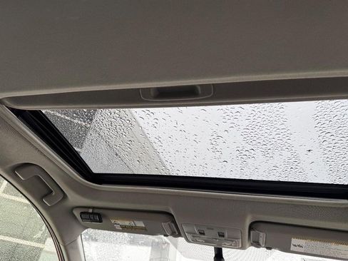 Used 2014 Toyota RAV4 XLE image 14