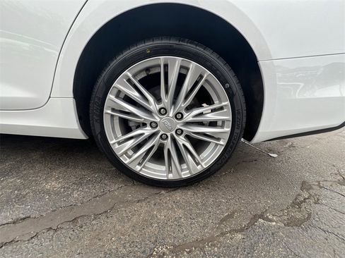 Used 2021 Cadillac CT4 Premium Luxury image 38