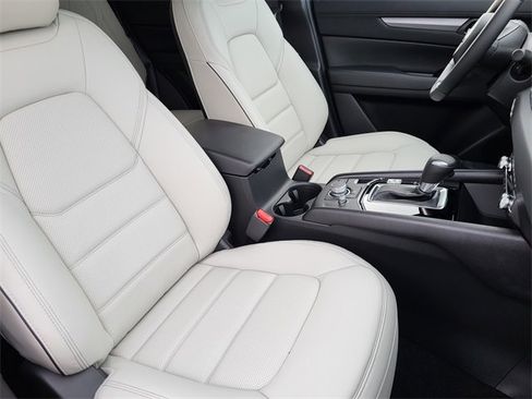 New 2025 MAZDA CX-5 AWD 2.5 S w/ Preferred Package image 16