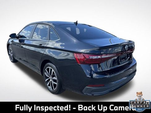 Used 2025 Volkswagen Jetta SE FWD image 5