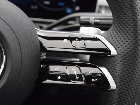 Certified 2026 Mercedes-Benz C 300 Sedan image 25