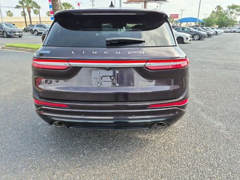 Used 2023 Lincoln Corsair Reserve w/ Jet Appearance Package FWD image 4