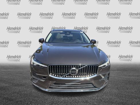Certified 2023 Volvo XC60 B5 Ultimate w/ Protection Package Premier FWD image 3