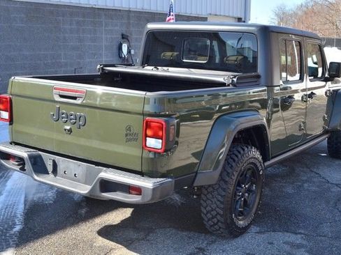 Used 2021 Jeep Gladiator Willys image 8