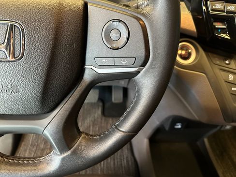Used 2022 Honda Odyssey EX-L image 12
