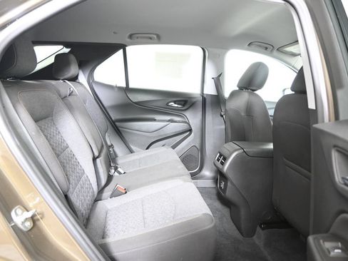 Used 2024 Chevrolet Equinox LT AWD/4WD image 15