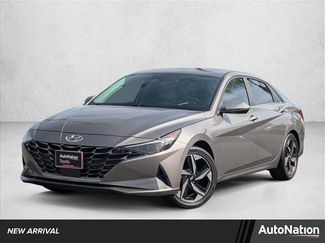 Used 2023 Hyundai Elantra Limited video 1
