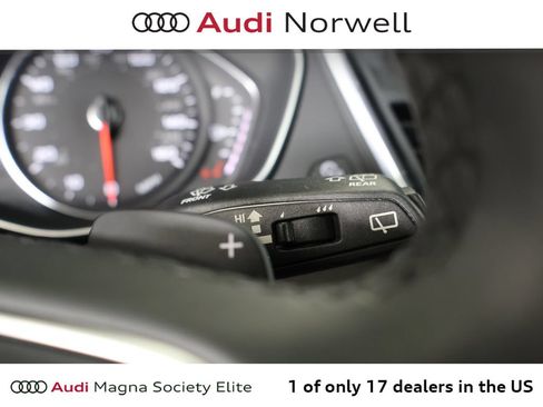 Used 2023 Audi Q5 2.0T Premium w/ Convenience Package AWD/4WD image 29