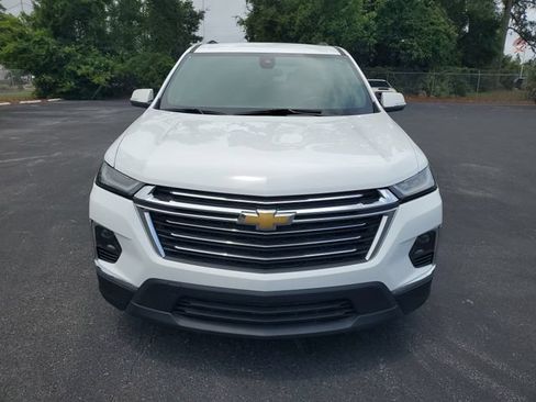 Certified 2024 Chevrolet Traverse LT FWD image 2