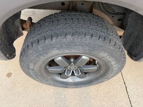 Used 2008 Nissan Titan SE AWD/4WD image 13