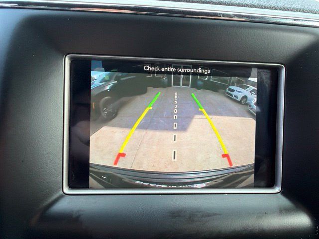 Used 2019 Jeep Grand Cherokee Laredo AWD/4WD image 24