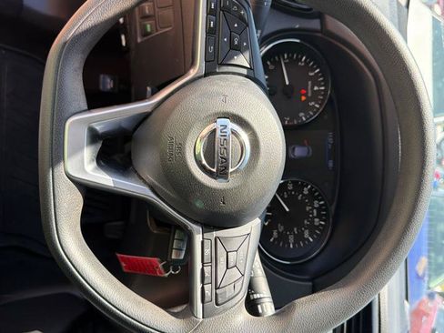 Used 2020 Nissan Rogue Sport S w/ Appearance Package FWD image 12
