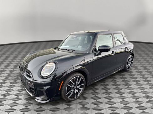 Certified 2025 MINI Cooper S FWD image 7