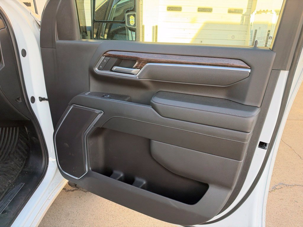 Used 2025 GMC Sierra 2500 SLE w/ SLE Value Package; AWD/4WD image 30