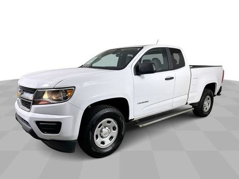 Used 2018 Chevrolet Colorado W/T w/ WT Convenience Package RWD image 4
