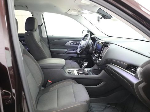 Certified 2021 Chevrolet Traverse LT w/ LPO, Floor Liner Package AWD/4WD image 9