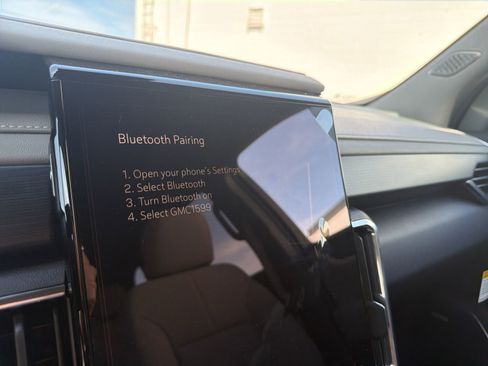 New 2026 GMC Acadia Elevation image 22