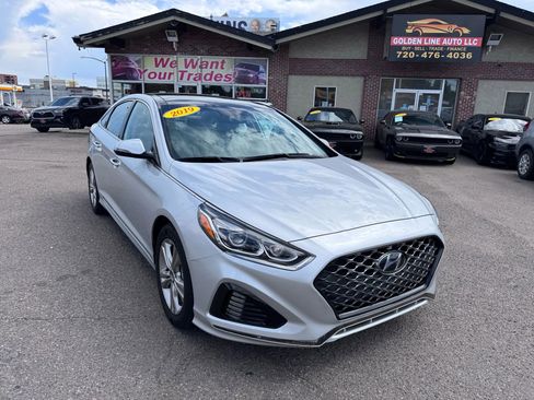 Used 2019 Hyundai Sonata Limited w/ Ultimate Package 04 image 2