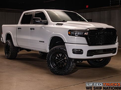 Used 2025 RAM 1500 Big Horn AWD/4WD image 1