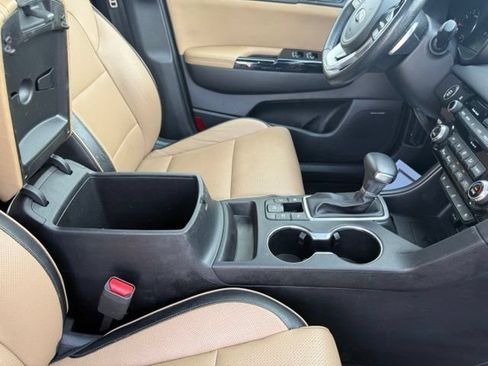 Used 2022 Kia Sportage SX FWD image 18
